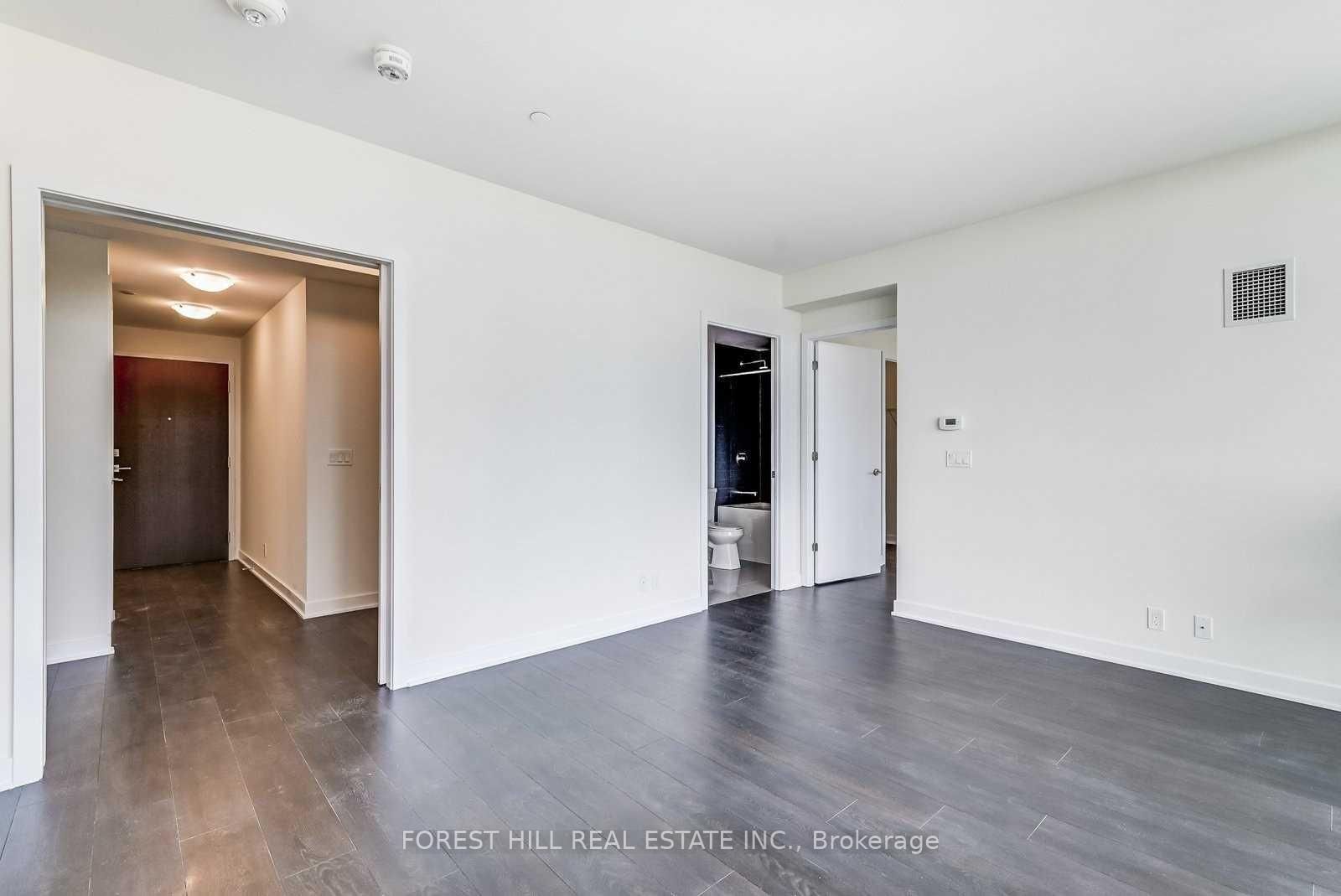 2221 Yonge Street, Unit 5706 - Photo 13