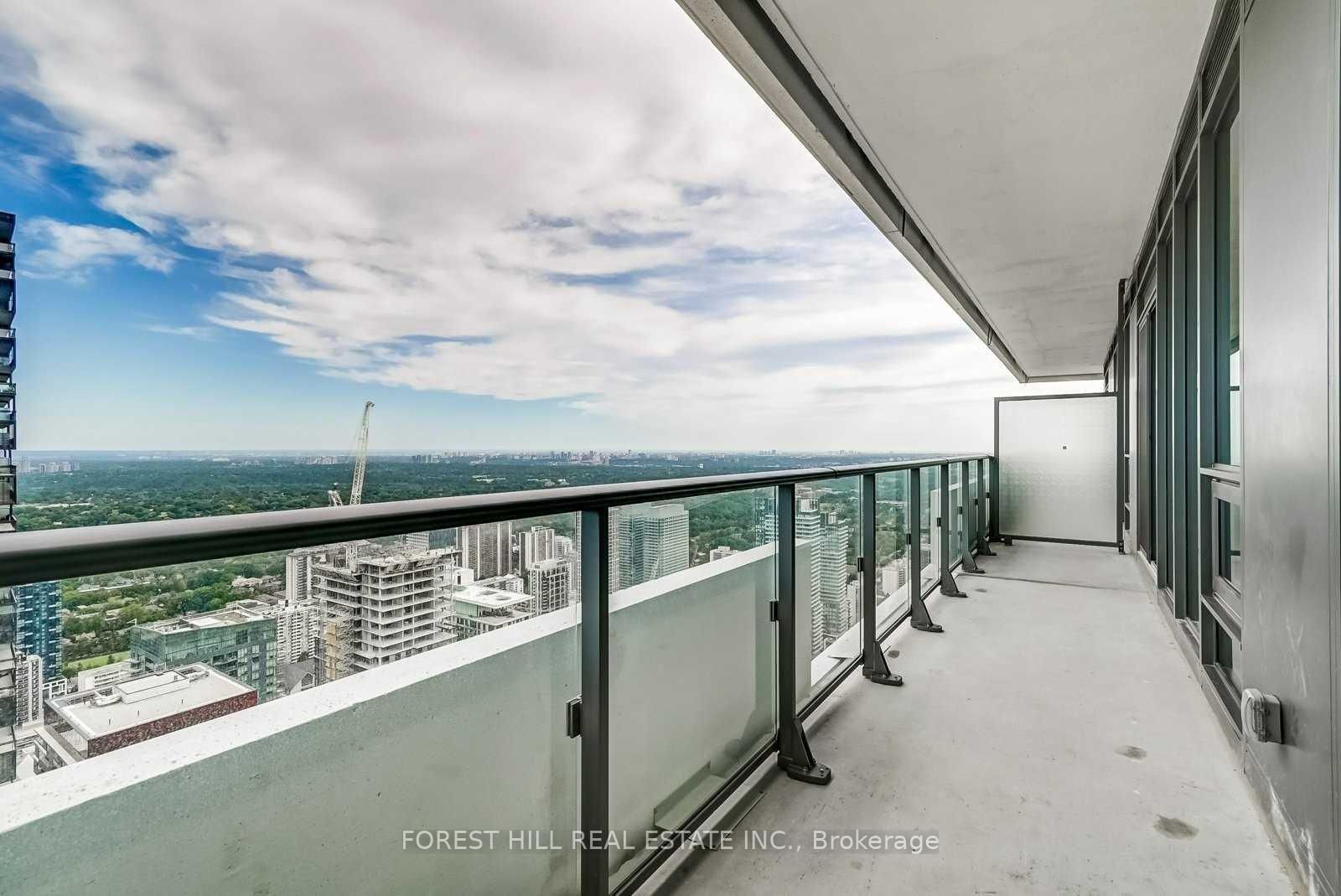 2221 Yonge Street, Unit 5706 - Photo 26