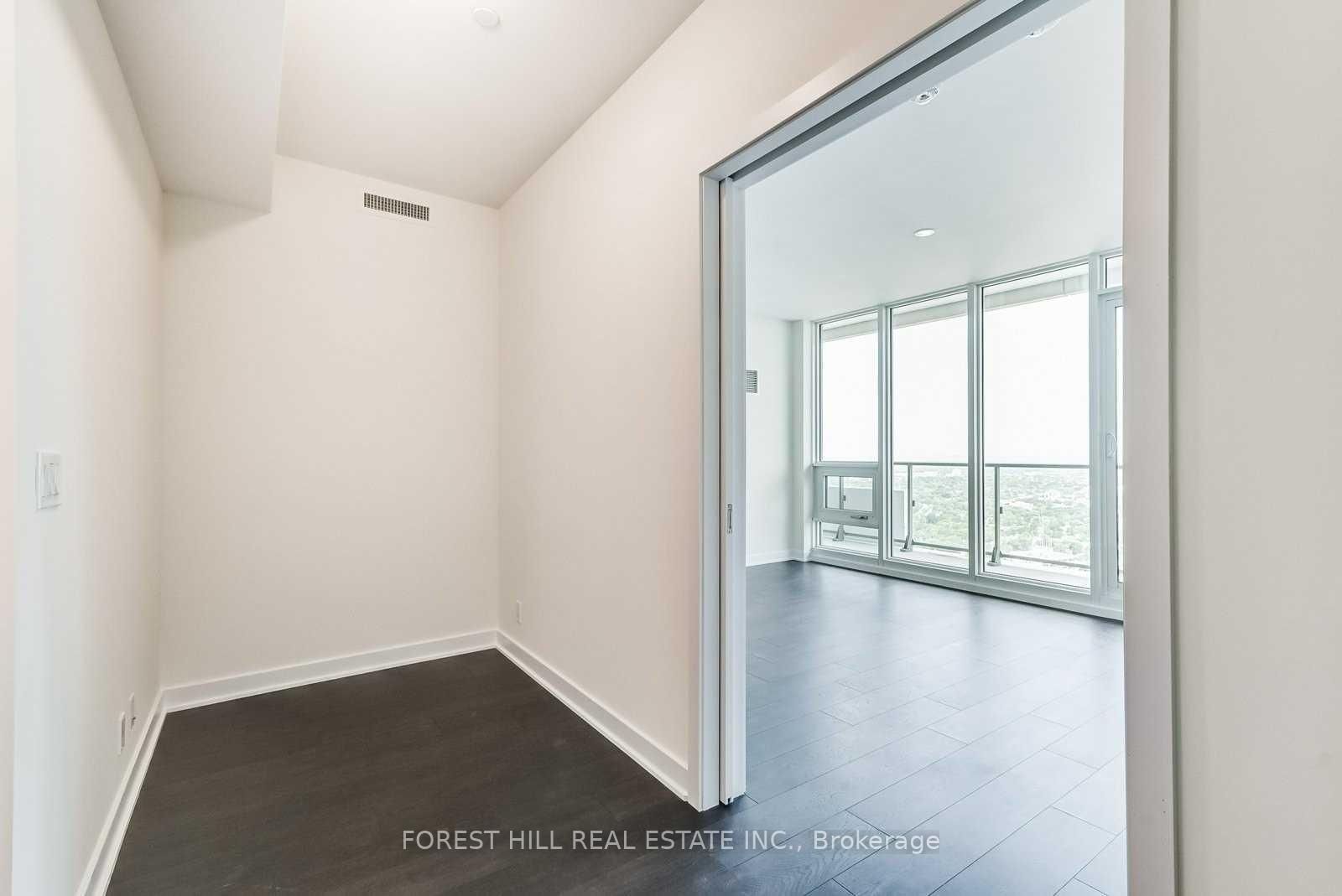 2221 Yonge Street, Unit 5706 - Photo 8