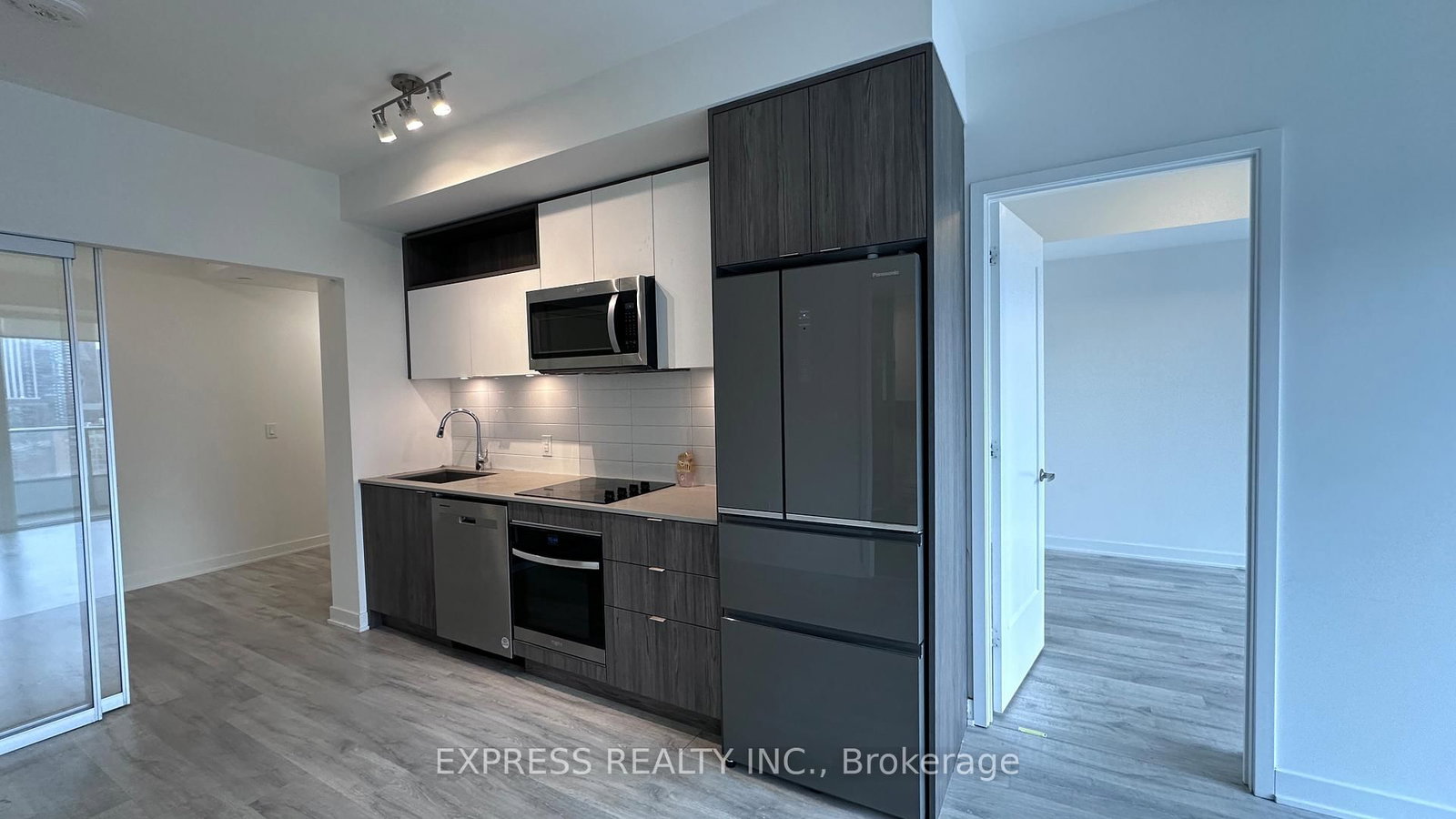 121 Lower Sherbourne Street, Unit 1648 - Photo 7