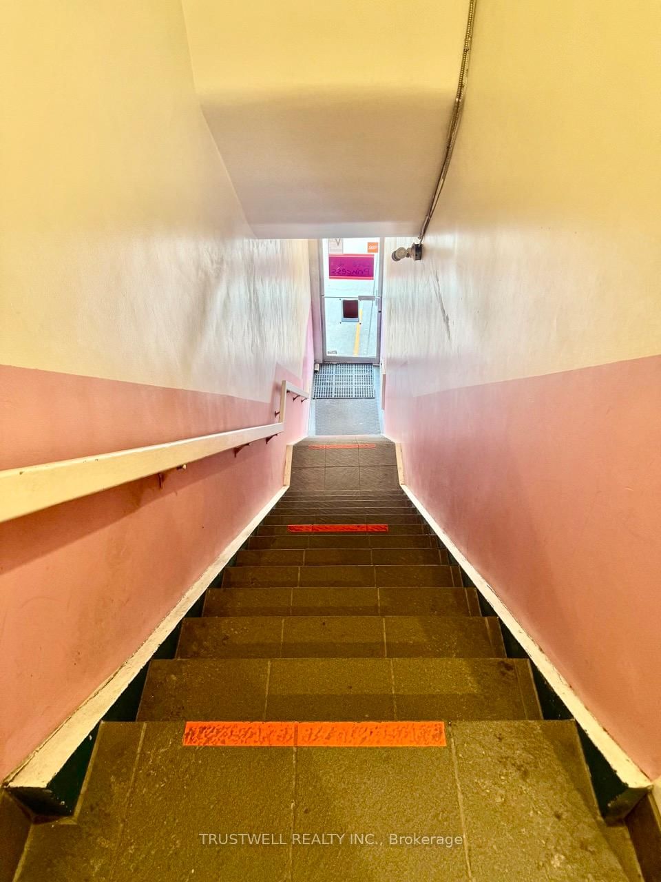 5590 Yonge Street, Unit 2/F - Photo 20