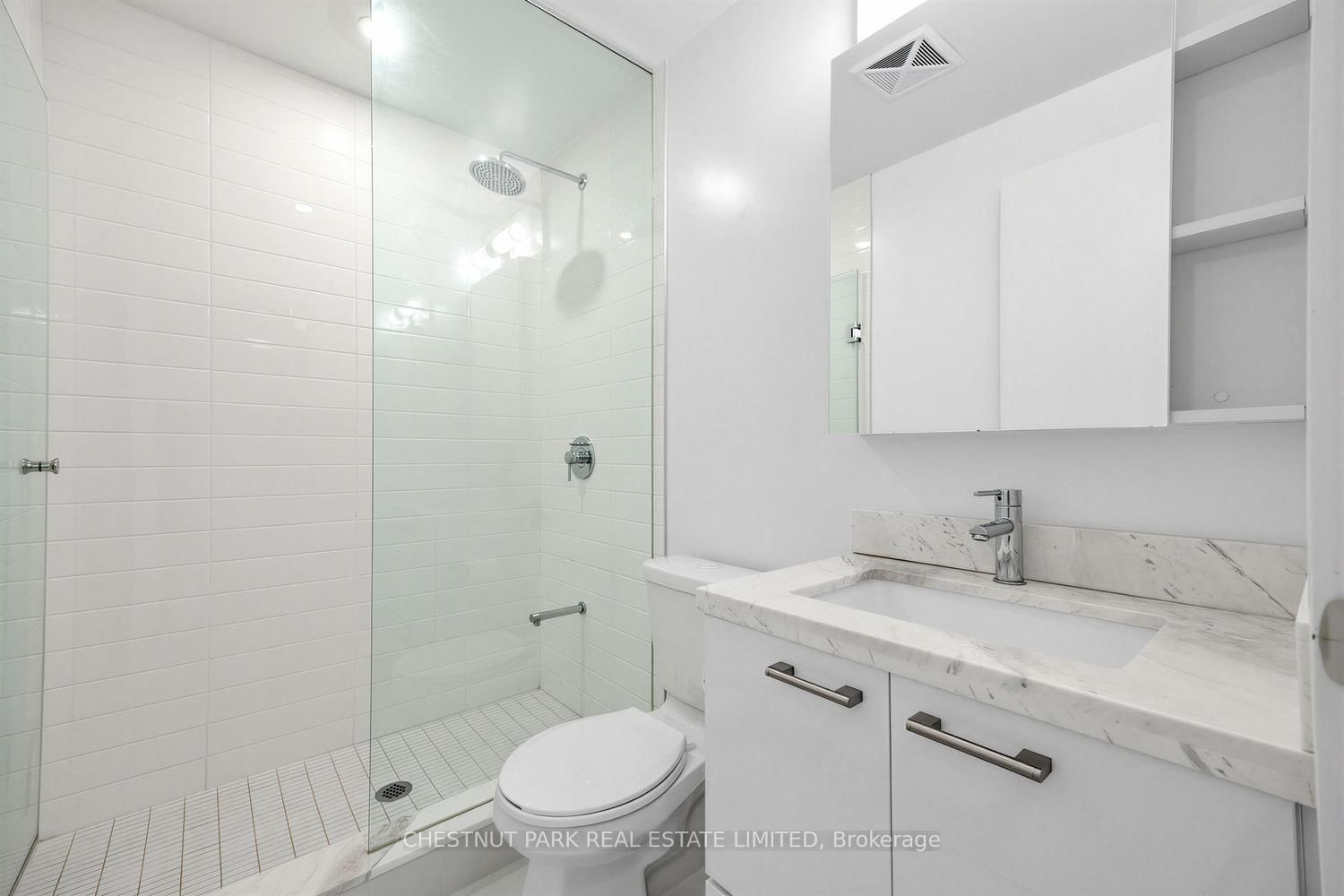 Condo for sale at 3010-2221 Yonge Street, Toronto, Ontario, M4S 2A8 - Mount Pleasant West - MLS: C13007878