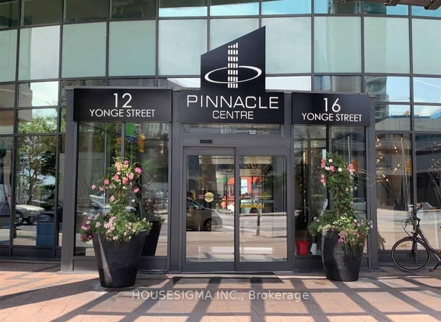 3606 - 16 Yonge Street