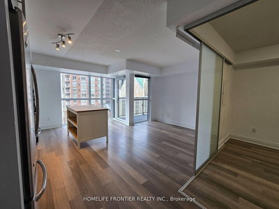 808-28 Ted Rogers Way East, Toronto, Ontario image-0-3