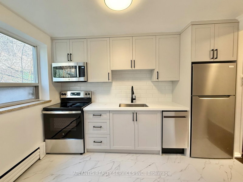 home for lease on 205-640 Davenport Road