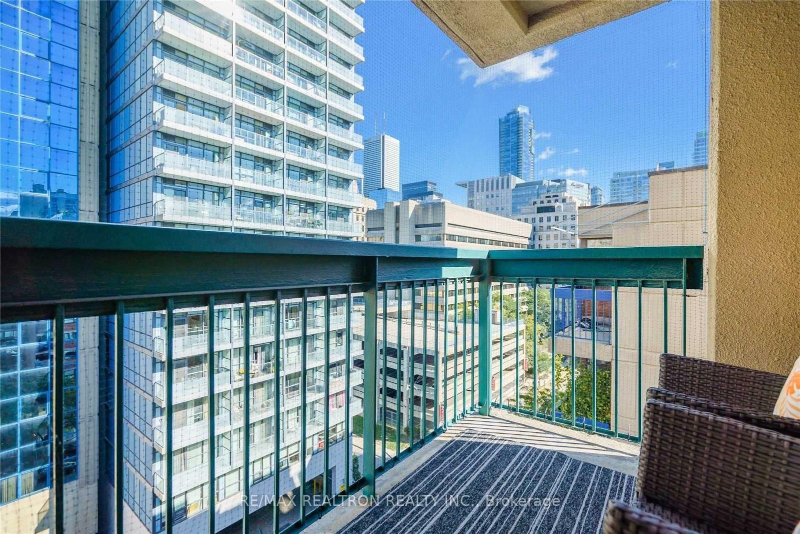 80 Saint Patrick Street, Unit 922 - Photo 10