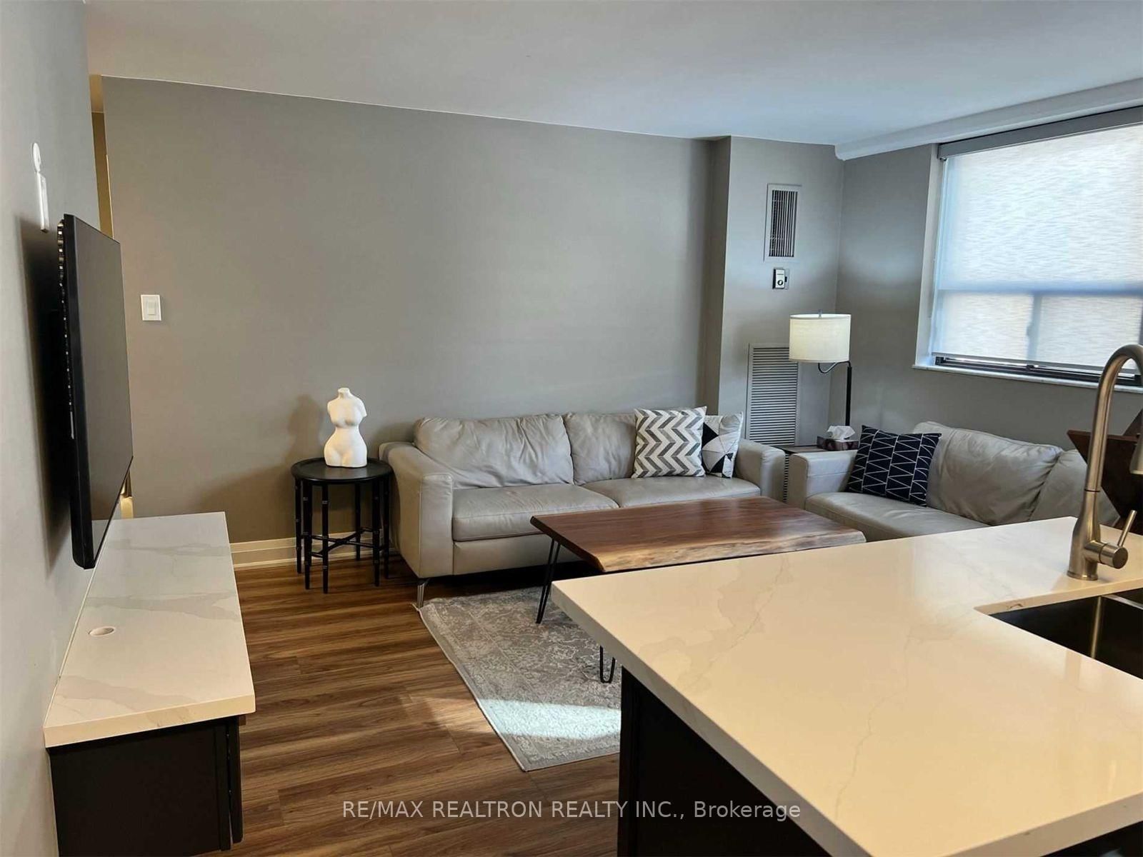 80 Saint Patrick Street, Unit 922 - Photo 3