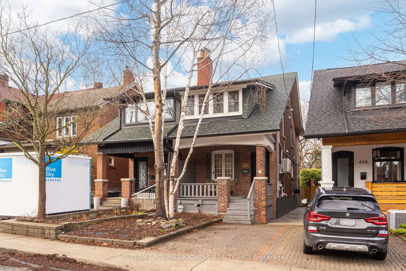 upper - 422 Rushton Rd, Toronto, M6C 2Y3 | Image 2