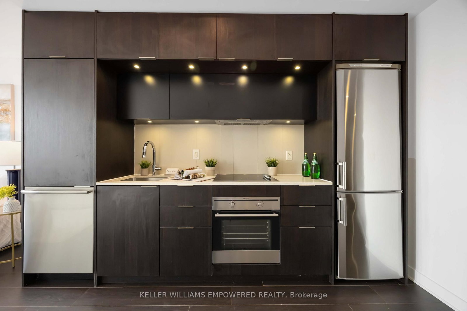 170 Sumach Street, Unit 1005 - Photo 12