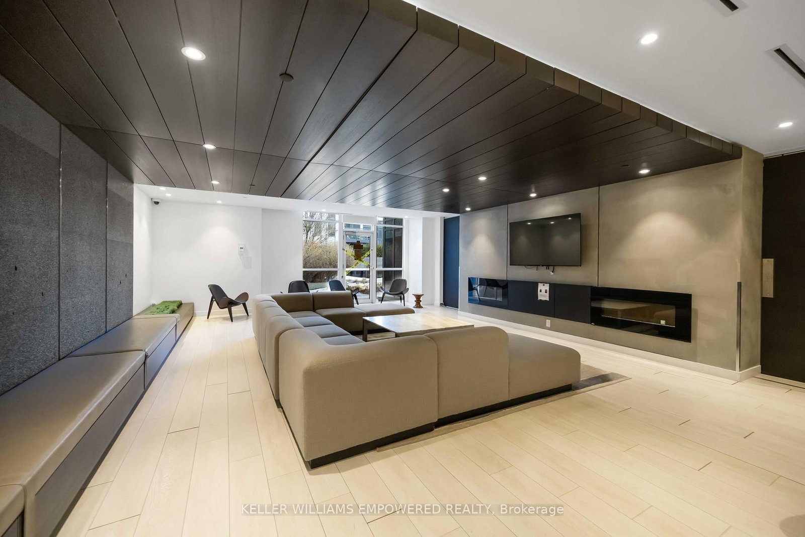 170 Sumach Street, Unit 1005 - Photo 24