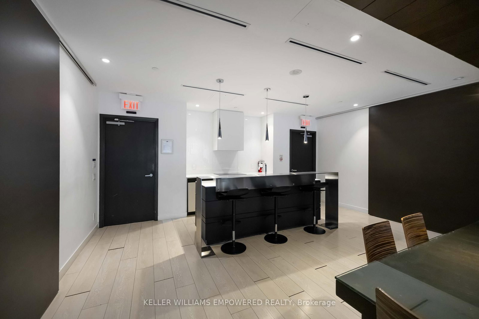 170 Sumach Street, Unit 1005 - Photo 26