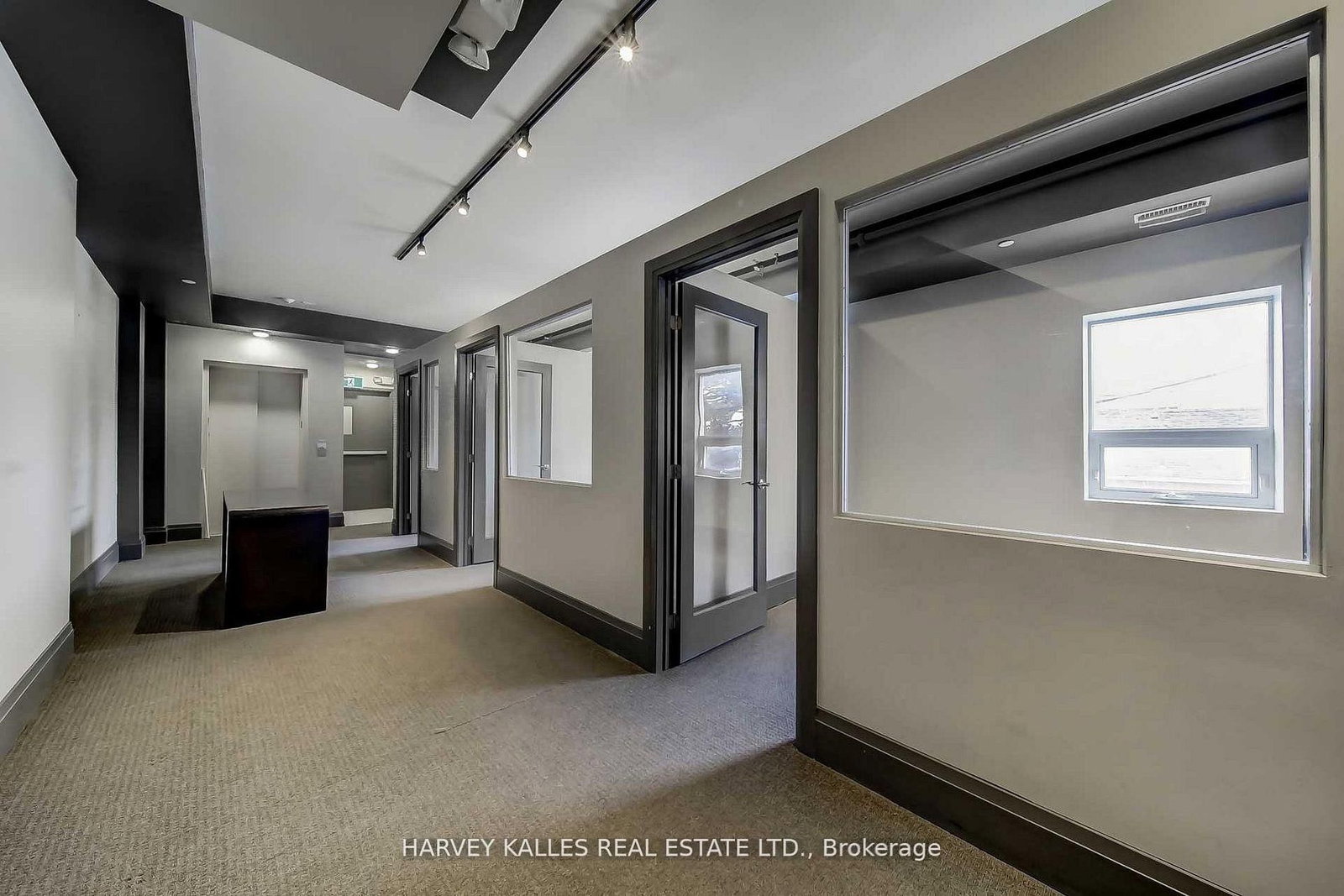 2078 Avenue Road - Photo 16