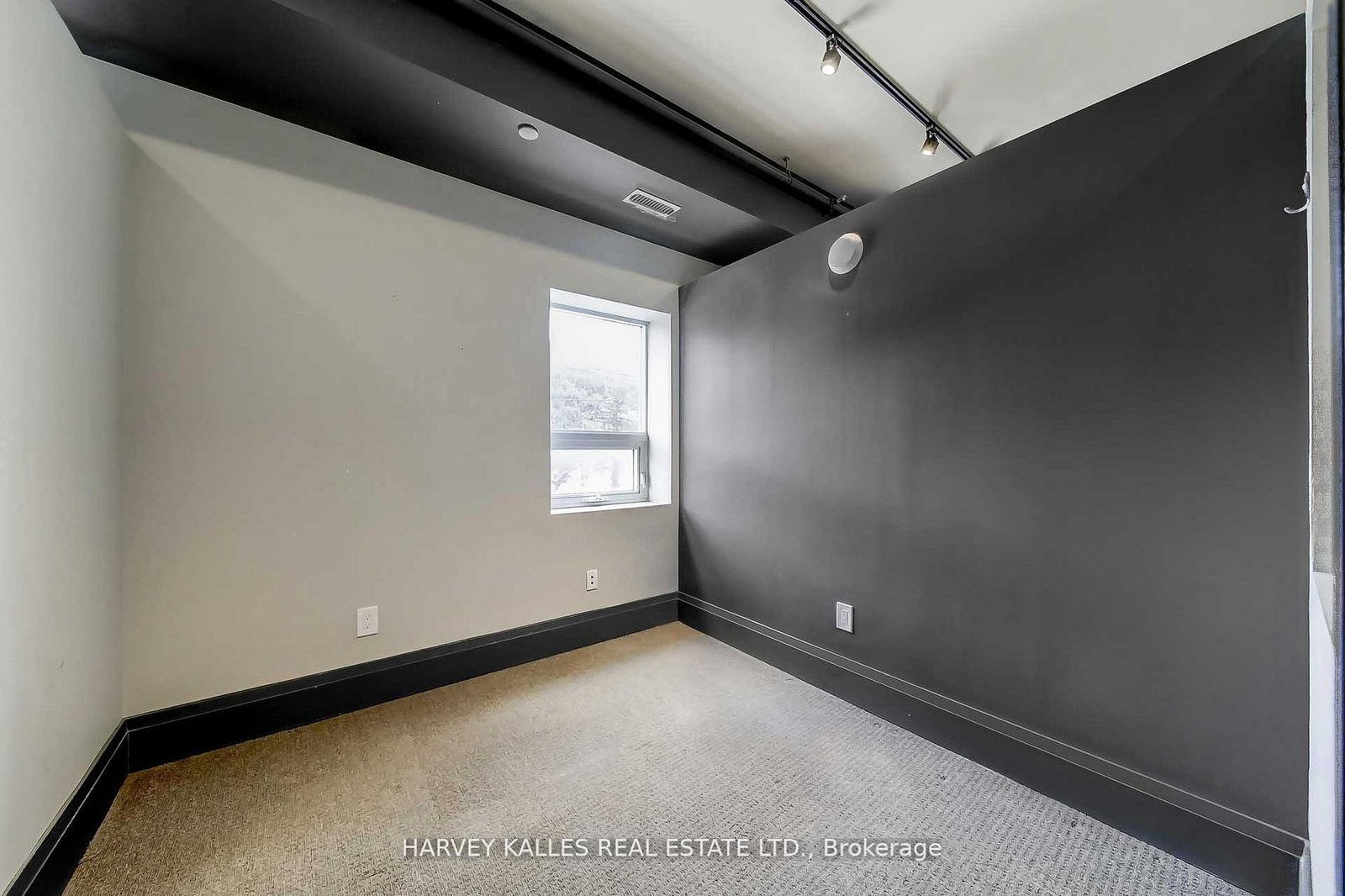 2078 Avenue Road - Photo 17