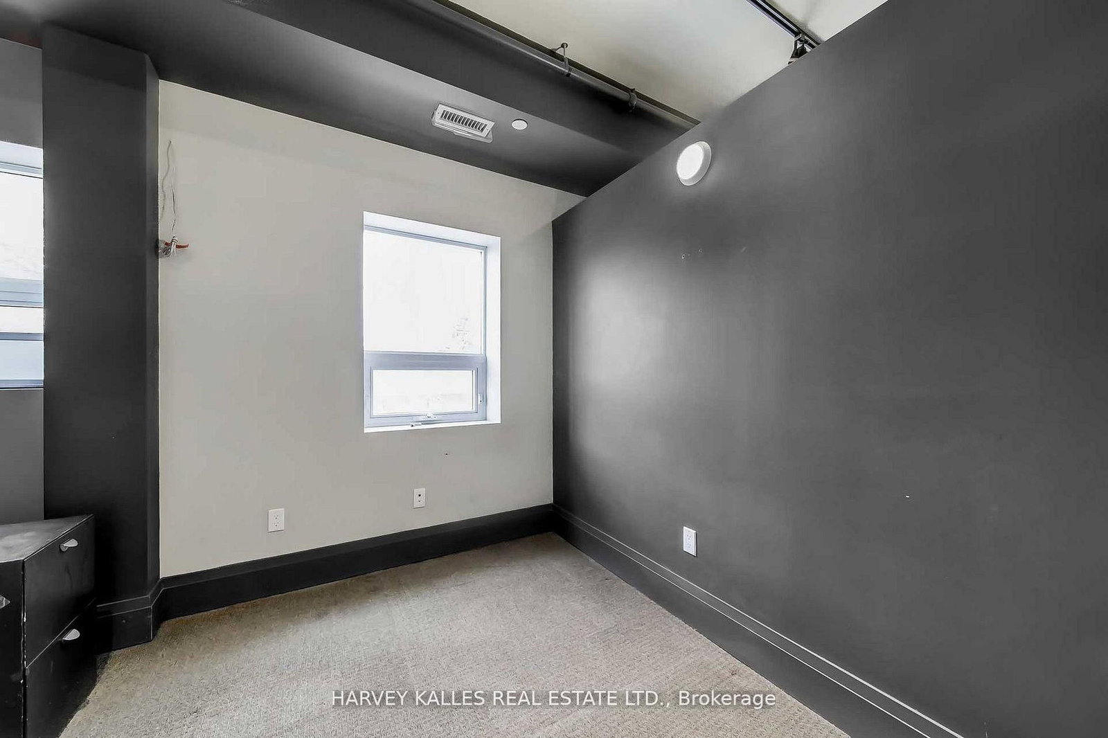 2078 Avenue Road - Photo 20