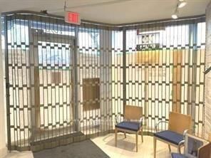 2078 Avenue Road - Photo 6