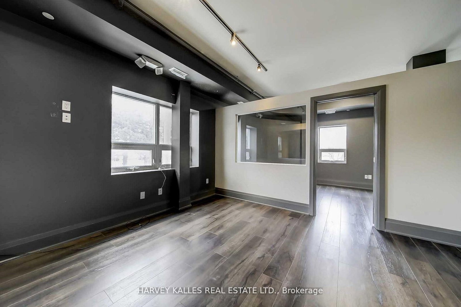 2078 Avenue Road - Photo 7