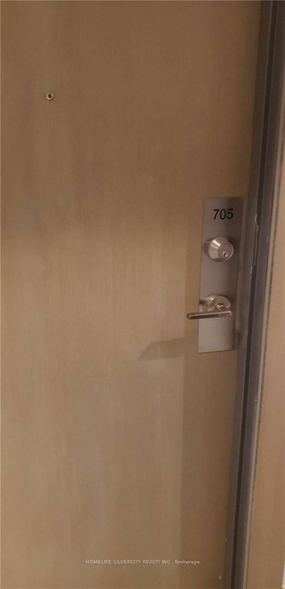 7 KENASTON Gardens, Unit 705 - Photo 2