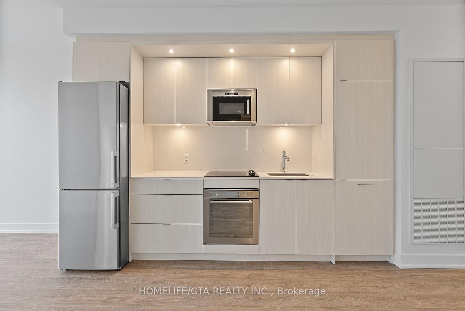 20 Inn On The Park Drive, Unit 938 - Photo 9