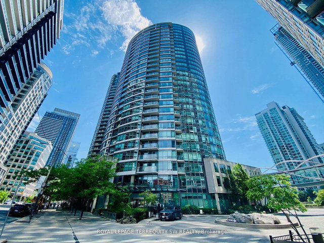 2010 - 373 Front Street W