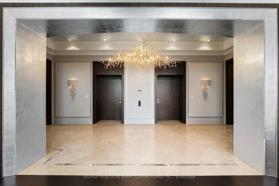 5201-50 Yorkville Avenue, Toronto, Ontario image-0-2