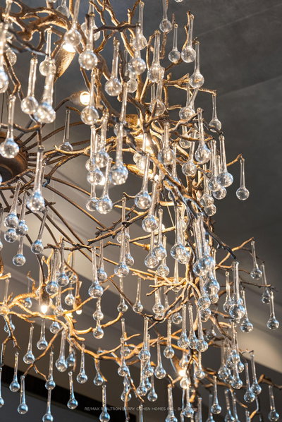 5201-50 Yorkville Avenue, Toronto, Ontario image-0-3