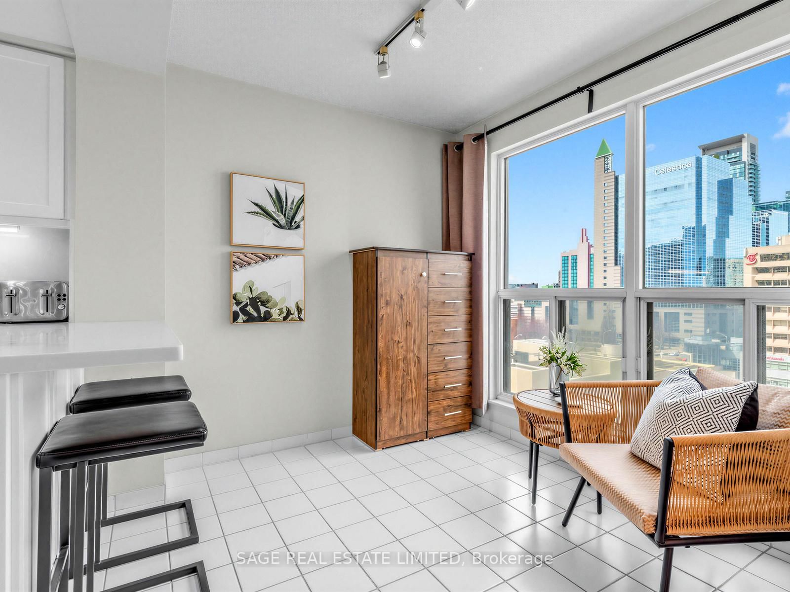 18 Hollywood Avenue, Unit 1001 - Photo 12