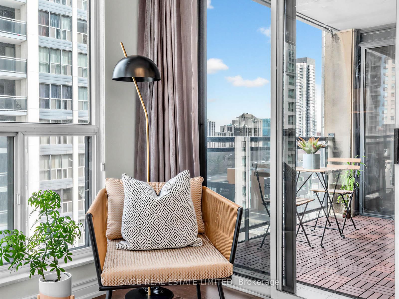 18 Hollywood Avenue, Unit 1001 - Photo 21