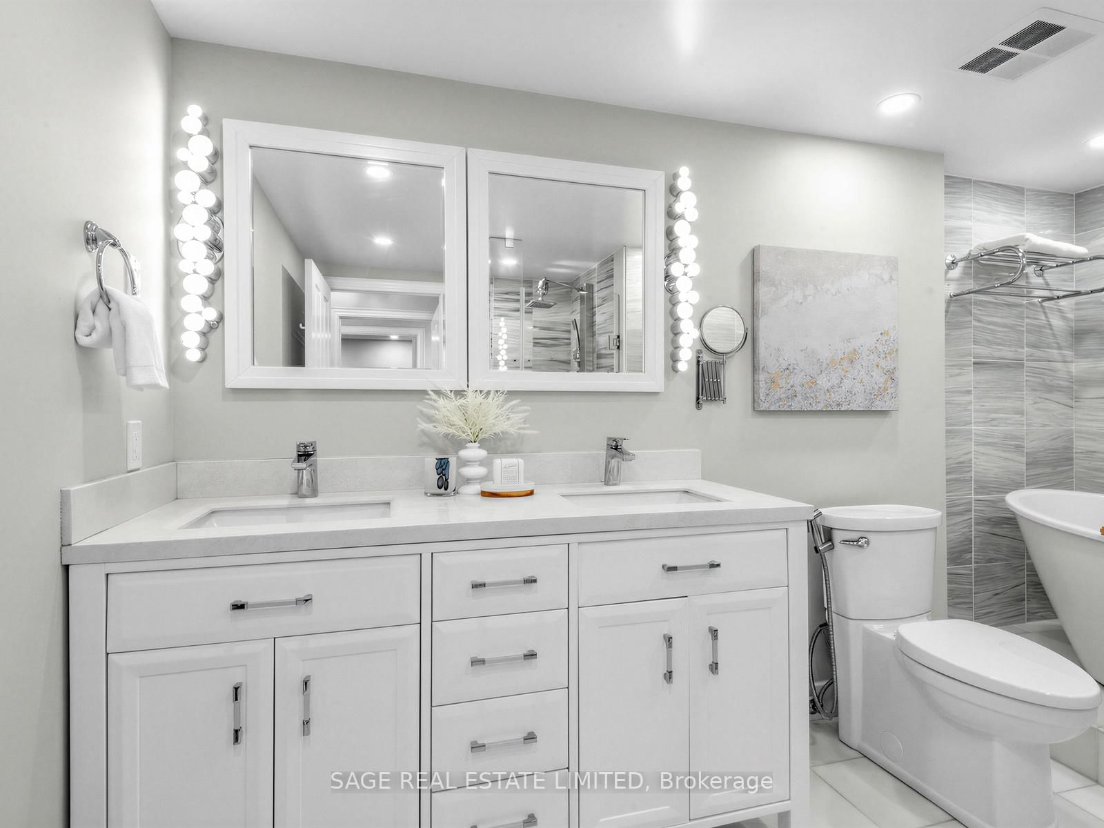 18 Hollywood Avenue, Unit 1001 - Photo 24