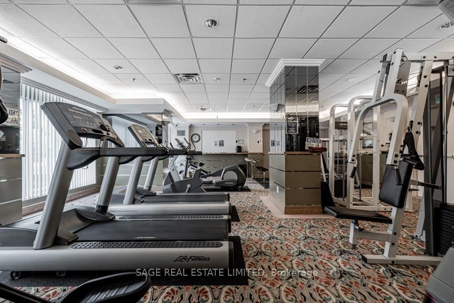 18 Hollywood Avenue, Unit 1001 - Photo 38