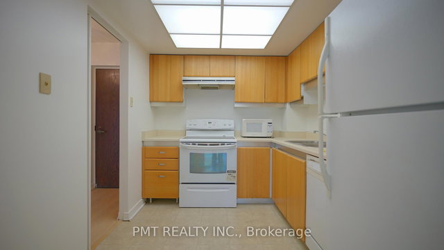 2107 - 65 Harbour Square