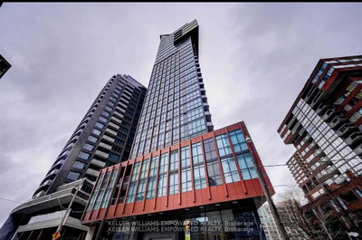 705-32 Davenport Road East, Toronto, Ontario image-0-2