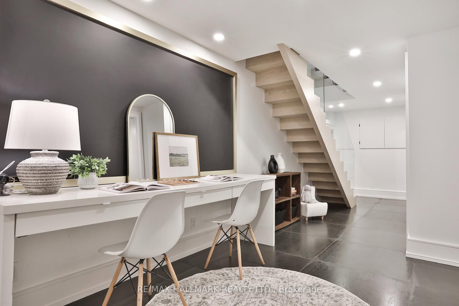 Detached House for sale at 553 Davisville Avenue, Toronto, Ontario, M4S 1J2 - Mount Pleasant East - MLS: C13008834