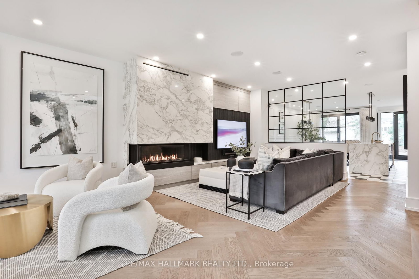 Detached House for sale at 553 Davisville Avenue, Toronto, Ontario, M4S 1J2 - Mount Pleasant East - MLS: C13008834