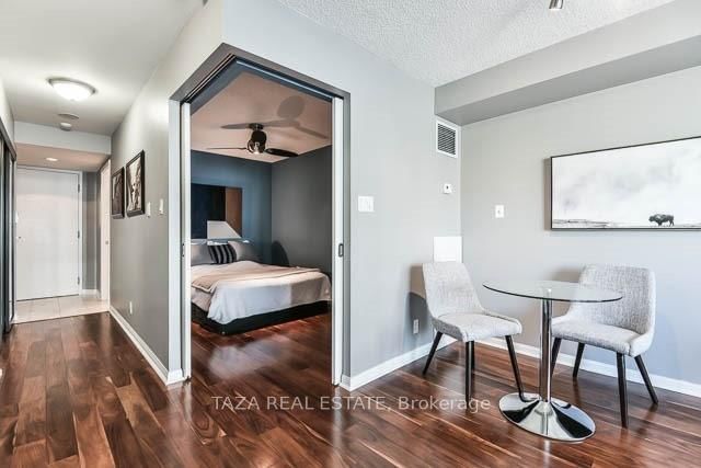 228 Queens Quay W, Unit 803 - Photo 10