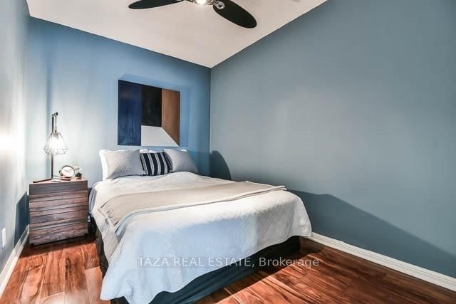 228 Queens Quay W, Unit 803 - Photo 11