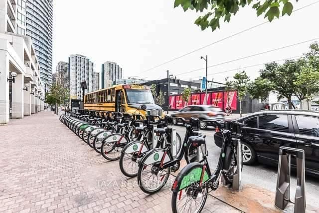 228 Queens Quay W, Unit 803 - Photo 15