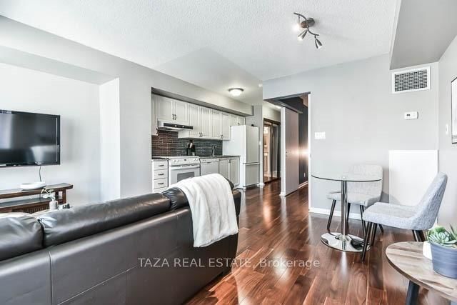 228 Queens Quay W, Unit 803 - Photo 8