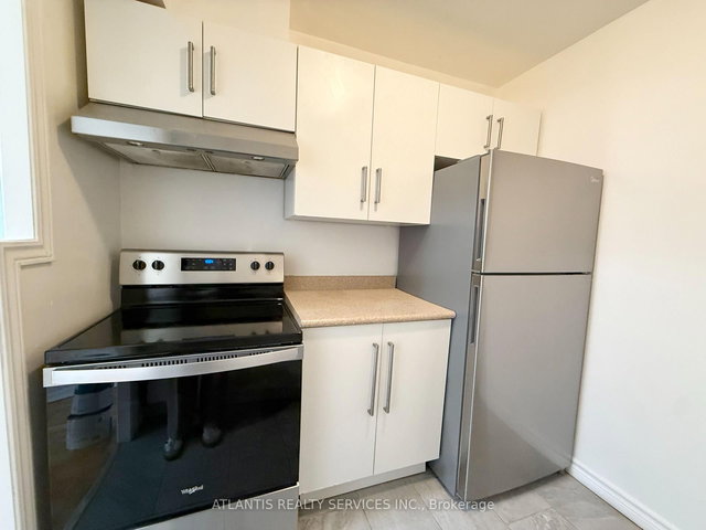 102 - 80 Montclair Avenue