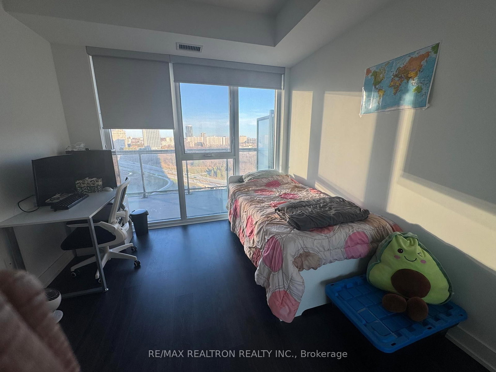 30 Inn On The Park Drive, Unit 1406 - Photo 5