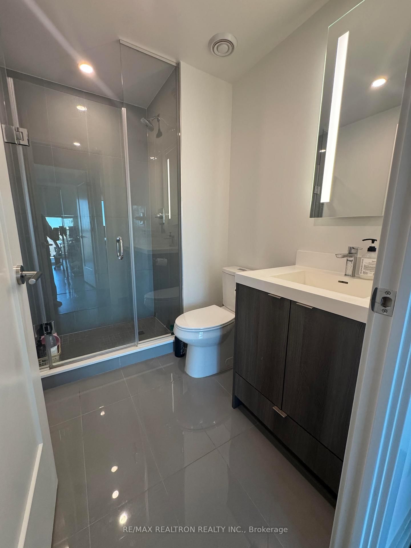 30 Inn On The Park Drive, Unit 1406 - Photo 7