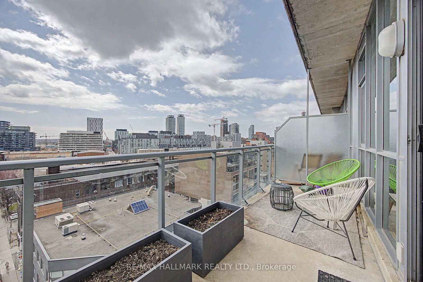 Condo for sale at 819-510 KING Street, Toronto, Ontario, M5A 1M1 - Moss Park - MLS: C13009038