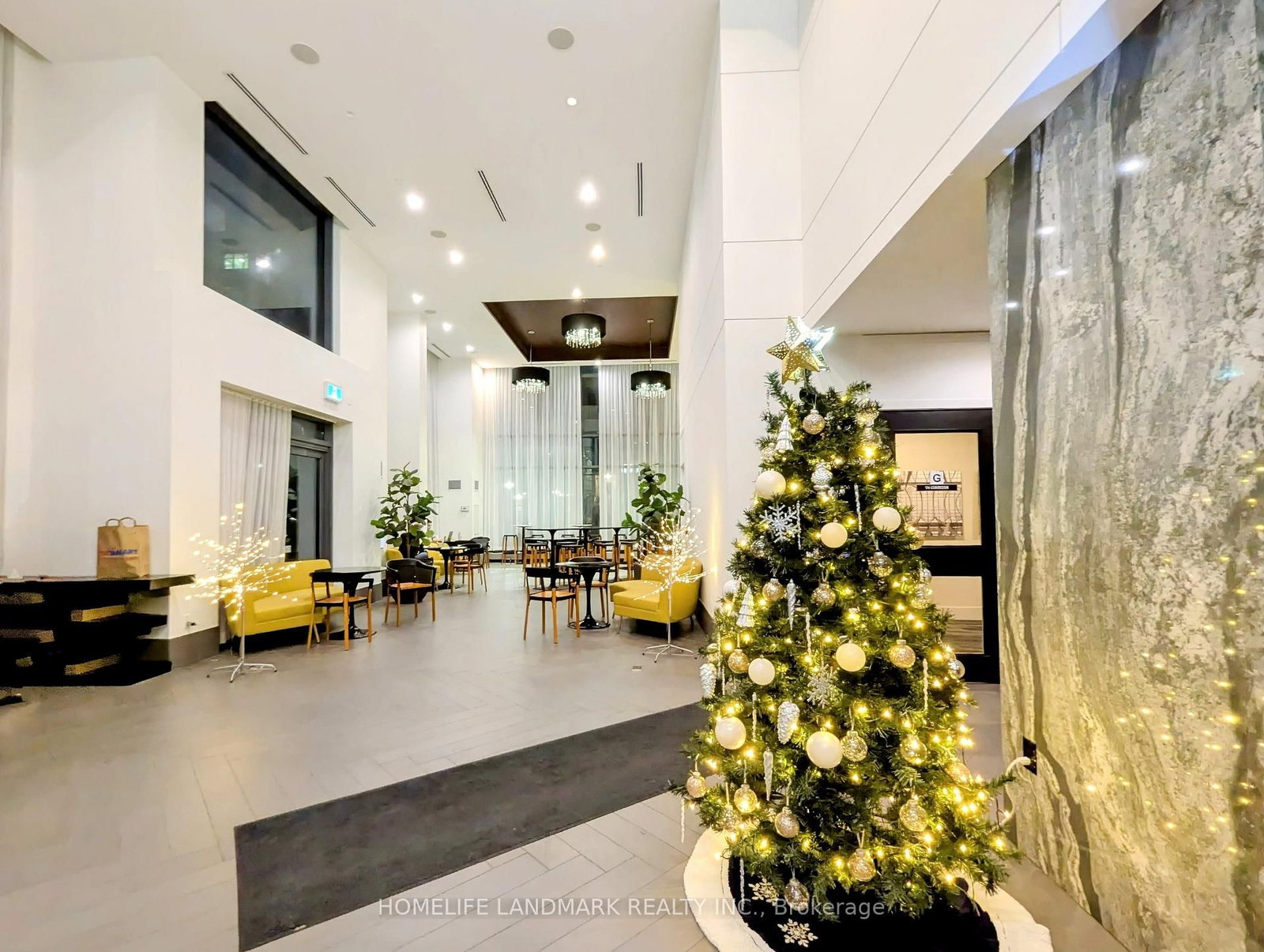 38 Iannuzzi Street, Unit 1502 - Photo 15