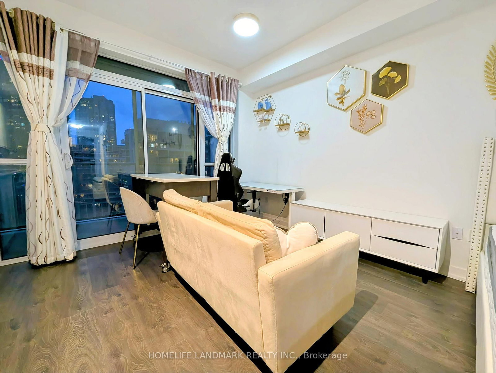 38 Iannuzzi Street, Unit 1502 - Photo 3