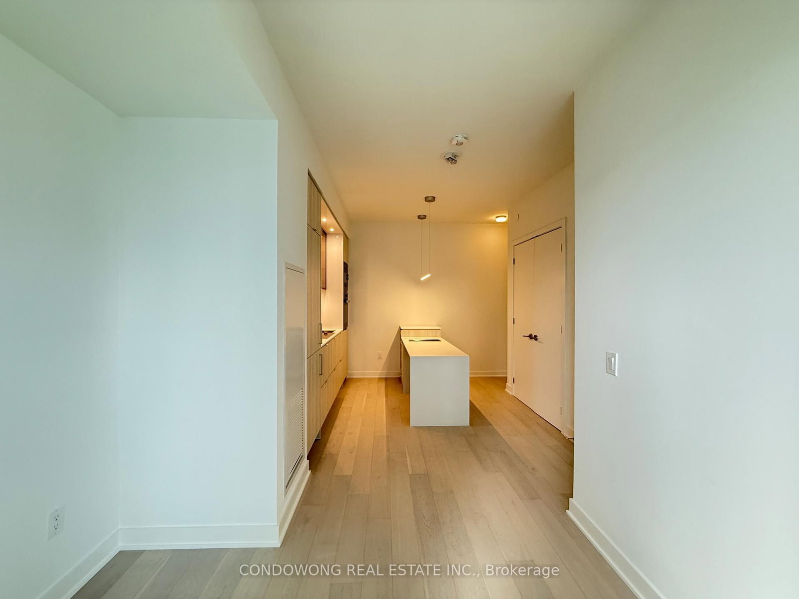 11 Yorkville Avenue, Unit 3105 - Photo 4