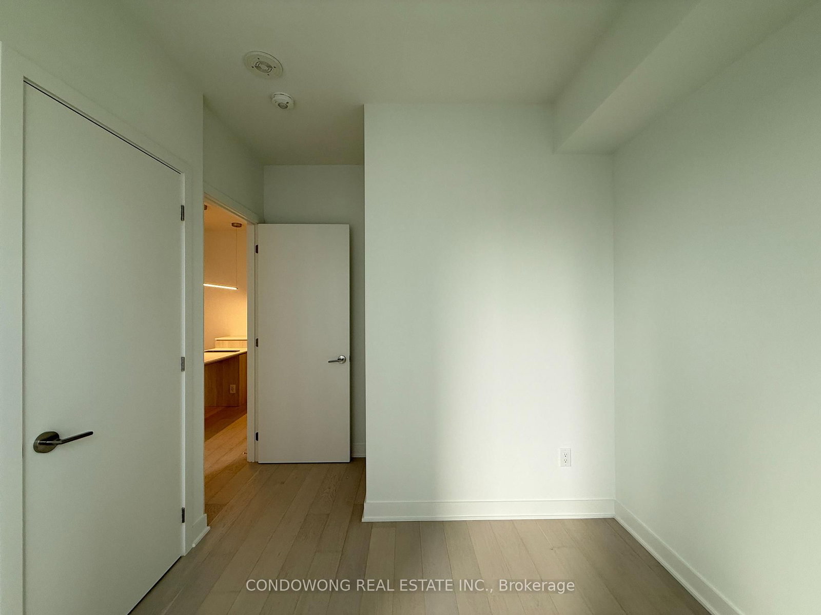 11 Yorkville Avenue, Unit 3105 - Photo 6