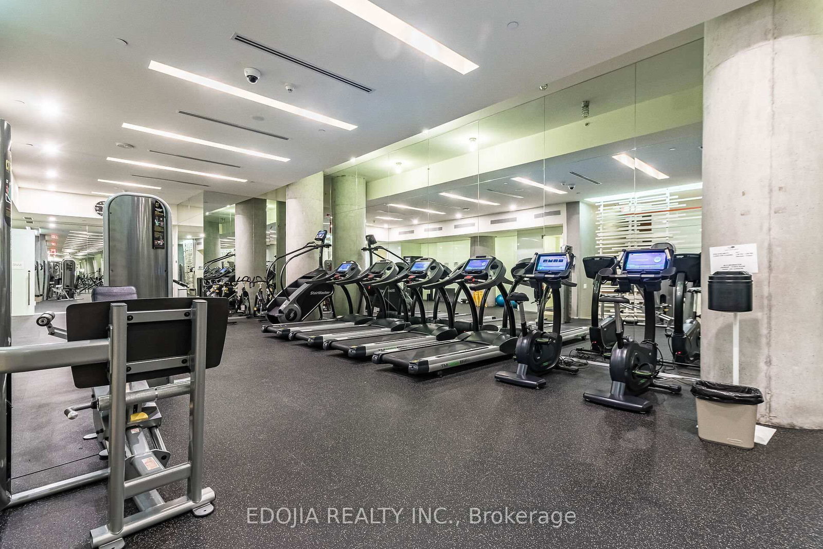 15 Grenville Street, Unit 4905 - Photo 10