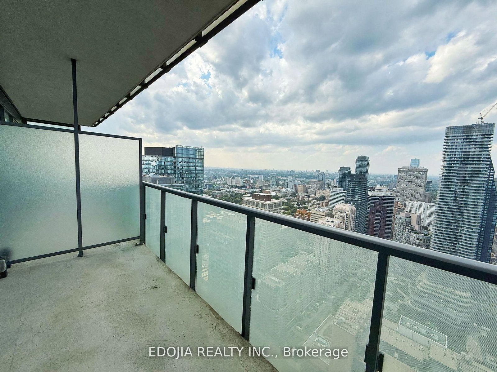 15 Grenville Street, Unit 4905 - Photo 2