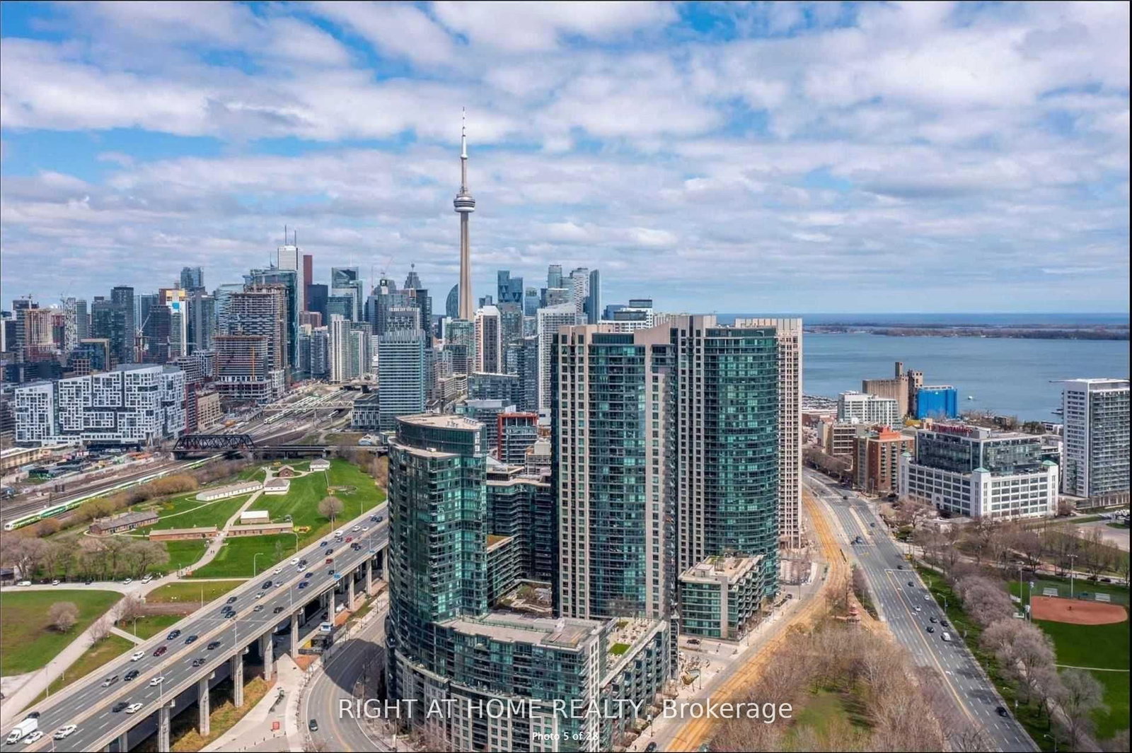 209 Fort York Boulevard, Unit 1161 - Photo 29