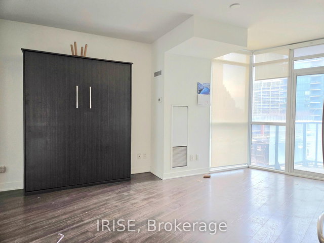 710 - 169 Fort York Boulevard