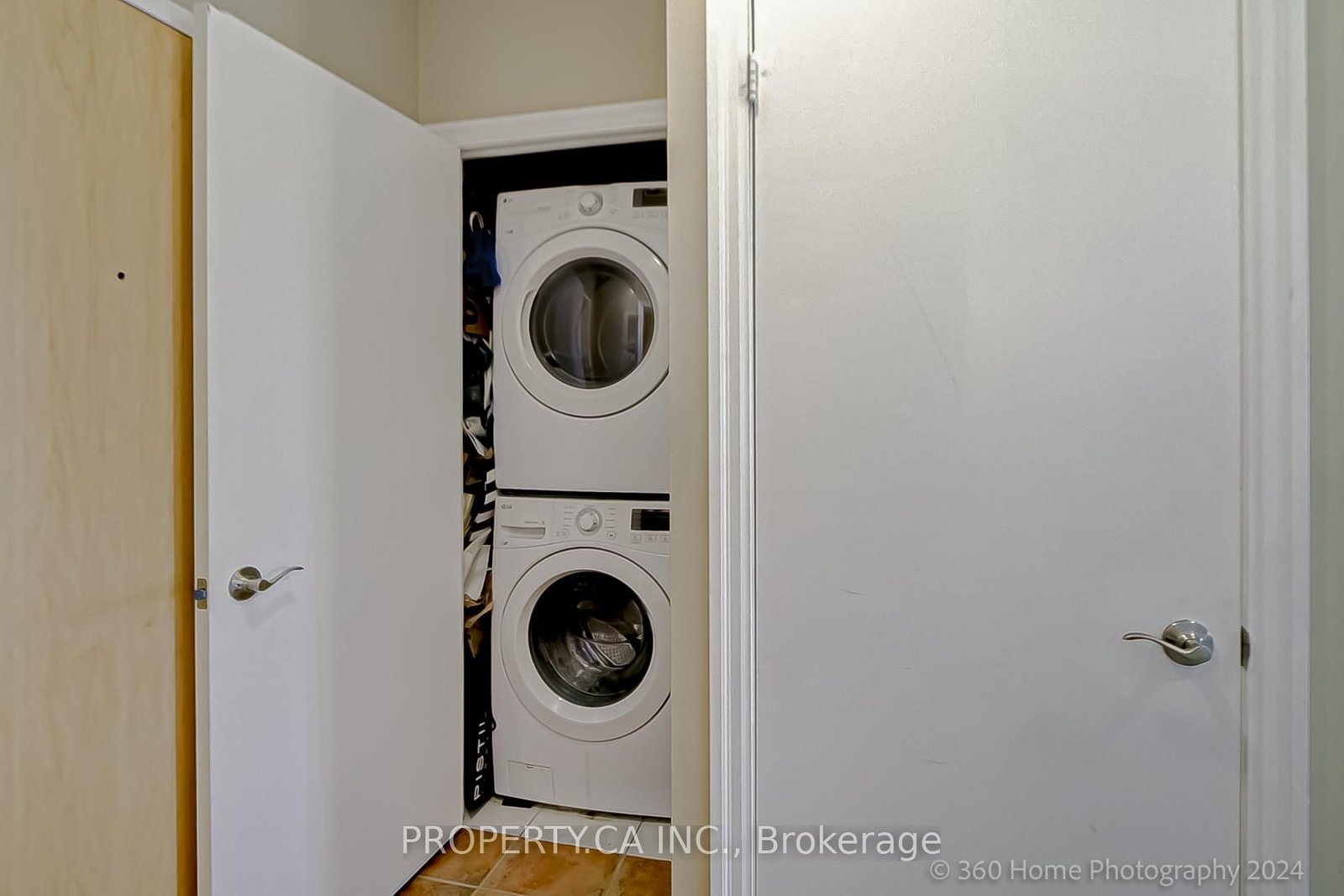 Condo for sale at 702-8 Scollard Street, Toronto, Ontario, M5R 1M2 - Annex - MLS: C13009570